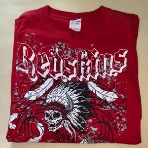 Redskins red men’s XL tshirt